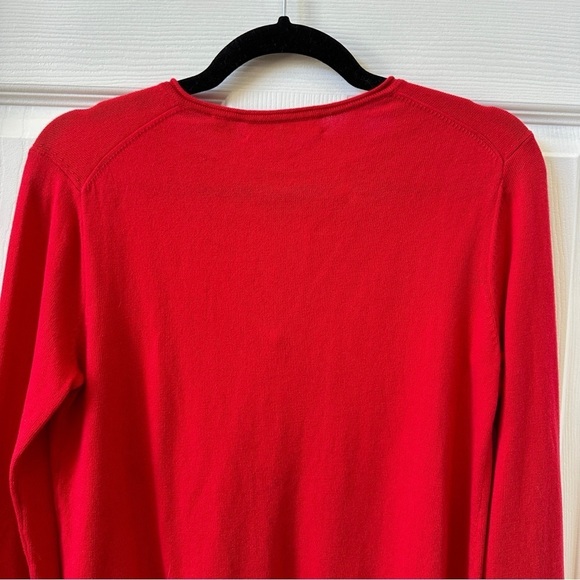 INHABIT Side Slit Cotton Knit Pullover V-Neck Sweater in Bright Red Size S - Picture 9 of 10